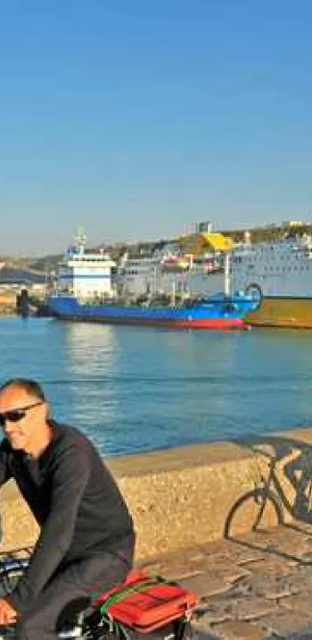 get-to-france-by-ferry-with-bicycle.jpg